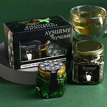 Подарочный набор "Лучшему из лучших" (чай 50г, варенье из хвои 120 г)
